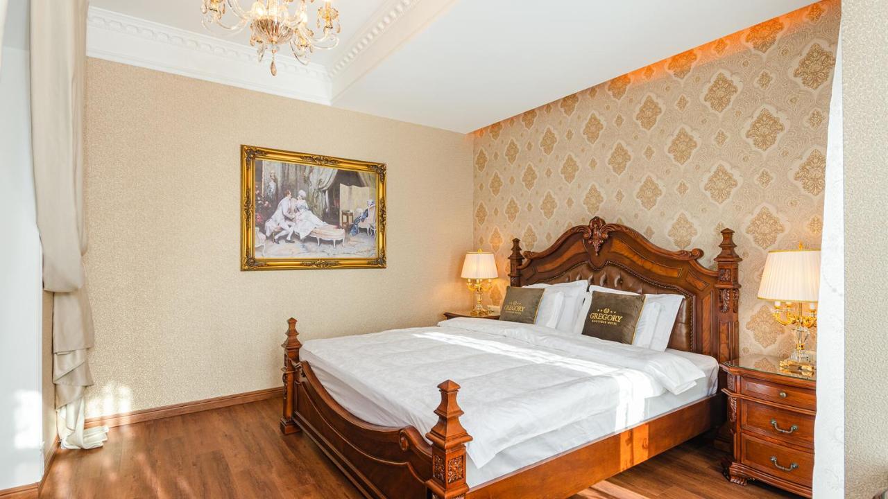 Gregory Boutique Hotel 키시나우 외부 사진 A bedroom at the hotel